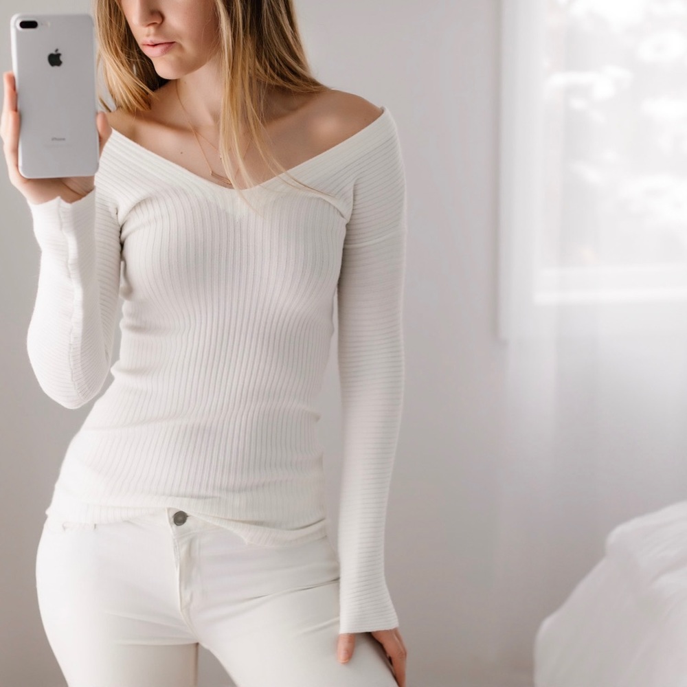 🔃Sweetheart Soft Fuzzy Sweater - Picture 4 of 5